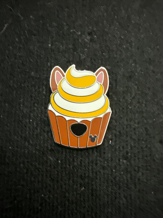 New 2026 WDW Hidden Disney Mickey Wave A Cupcake Chip Pin M1