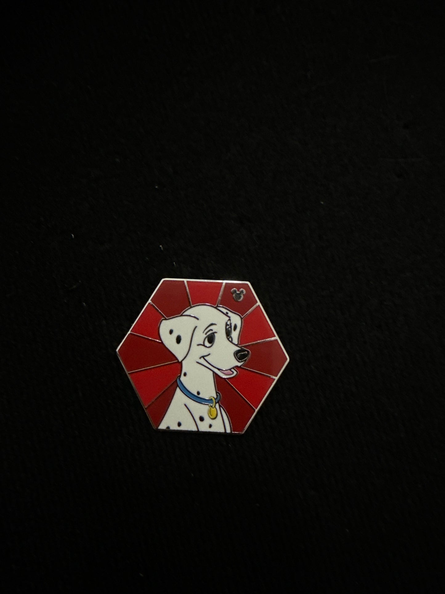 Perdita Hexagon - WDW 2026 Wave A Hidden Mickey Pack M1
