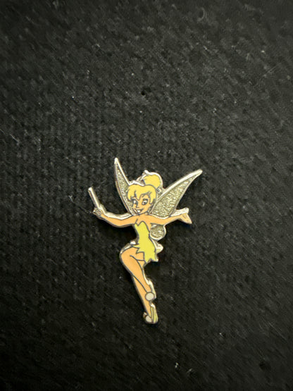 DLR Pixie Tinker Bell Peter Pan 24723 Disney Pin M1