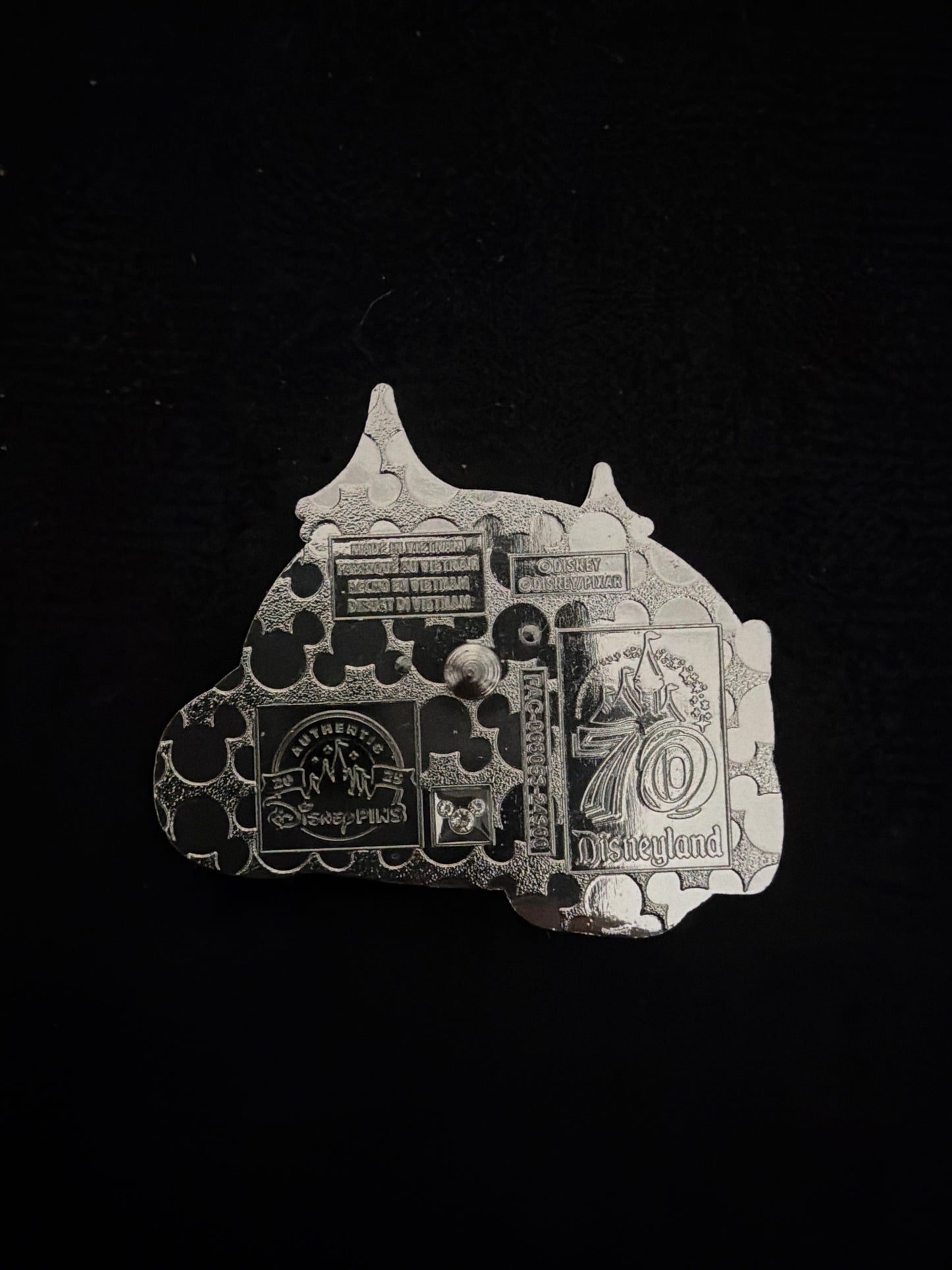 2025 Disneyland 70th Anniversary Mystery Box Pin Lightning McQueen Cars