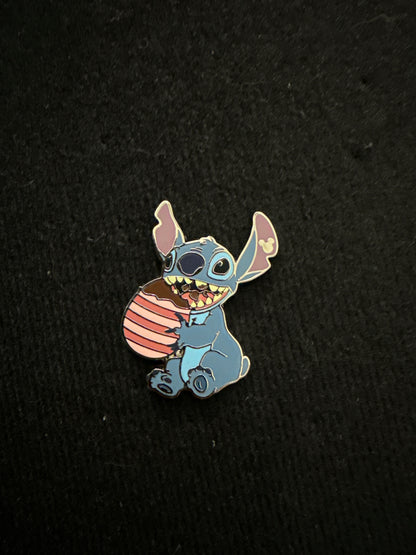 Disney WDW Holidays Hidden Mickey Stitch Easter Egg Stitch Pin 2024 M1