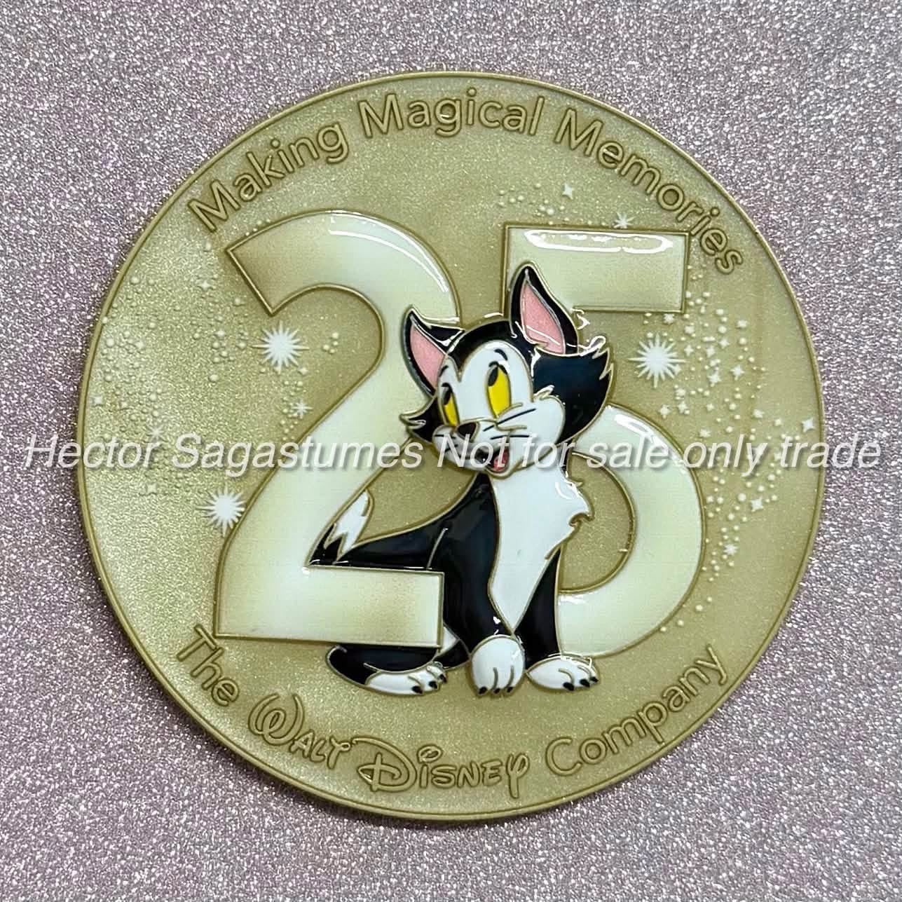 TWDC Cast Exclusive Surprise OE Pins!